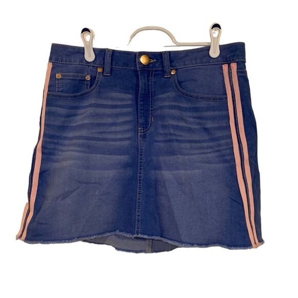 No‎ Boundaries Size 13 Blue Denim Mini Skirt - Picture 1 of 4